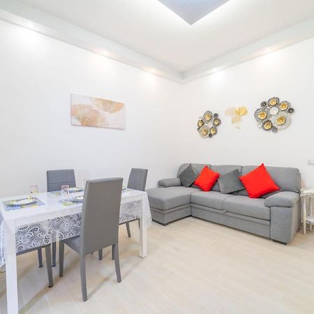Domo Nora 2 Lägenhet Olbia Exteriör bild