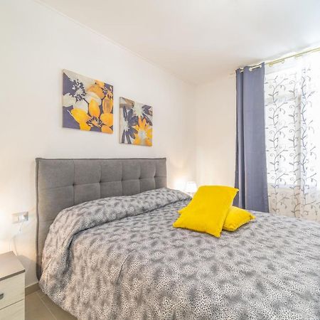 Domo Nora 2 Lägenhet Olbia Exteriör bild